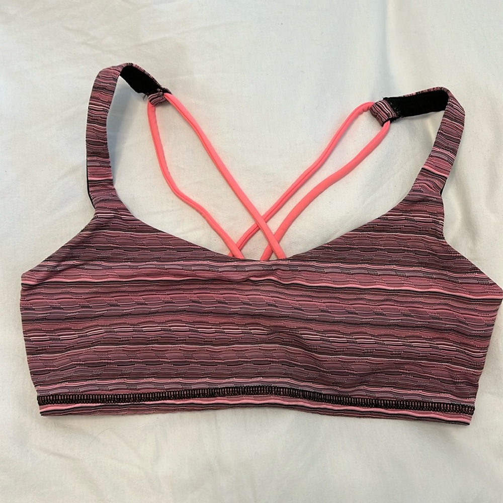 Lululemon Free to Be Bra